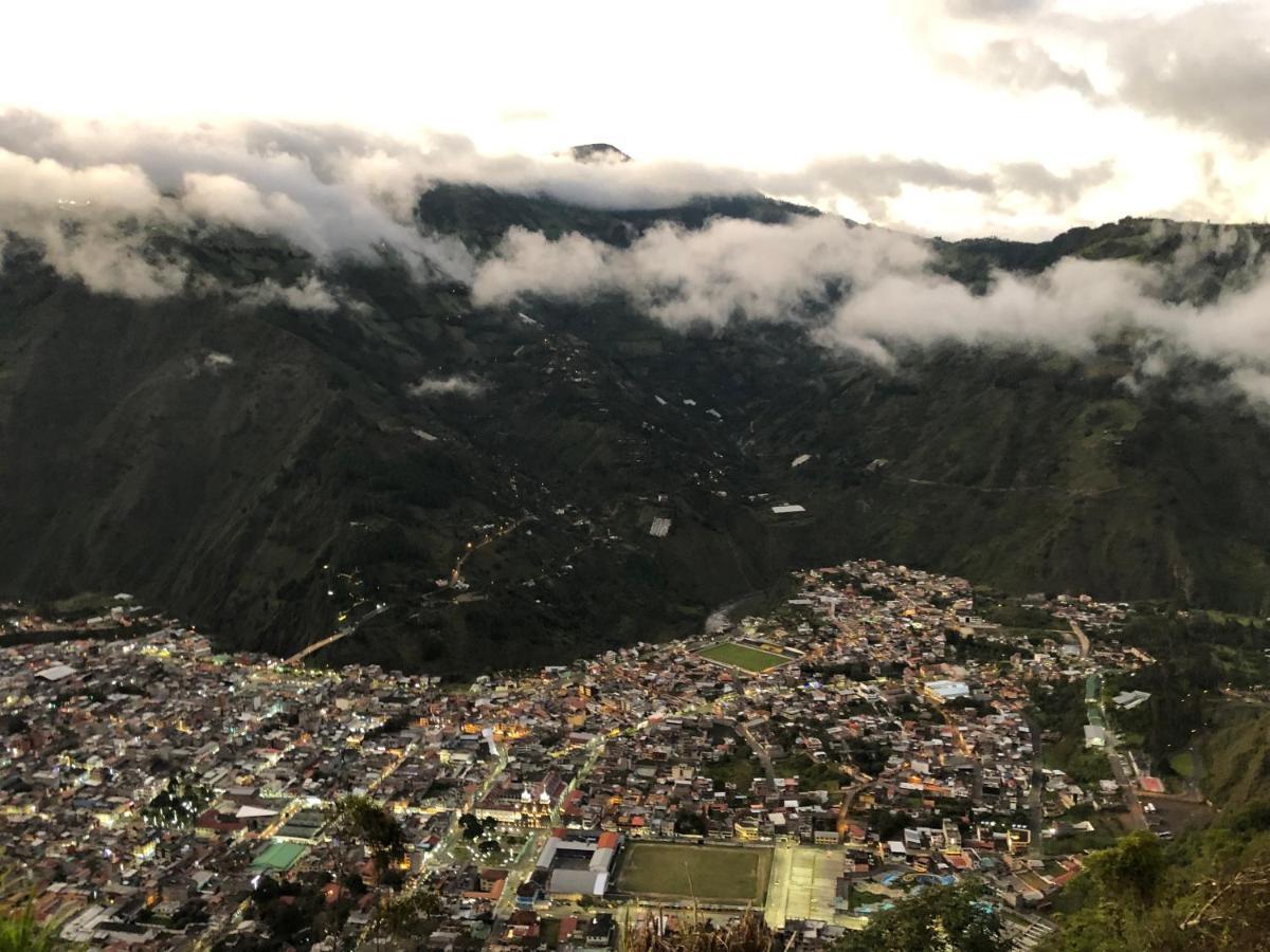 Premium Holiday Cabin - Spectacular Tungurahua Volcano View Baños Buitenkant foto