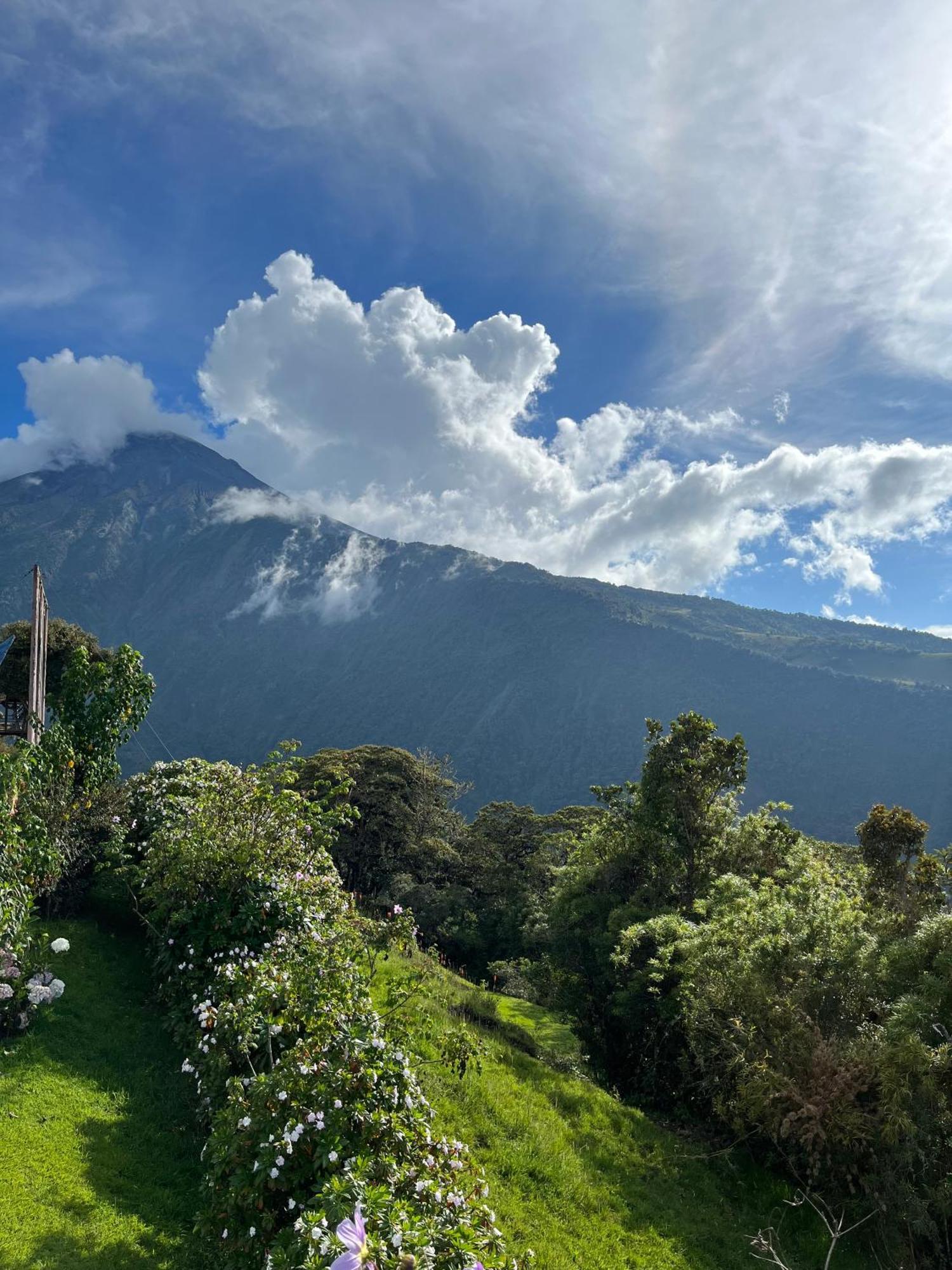 Premium Holiday Cabin - Spectacular Tungurahua Volcano View Baños Buitenkant foto